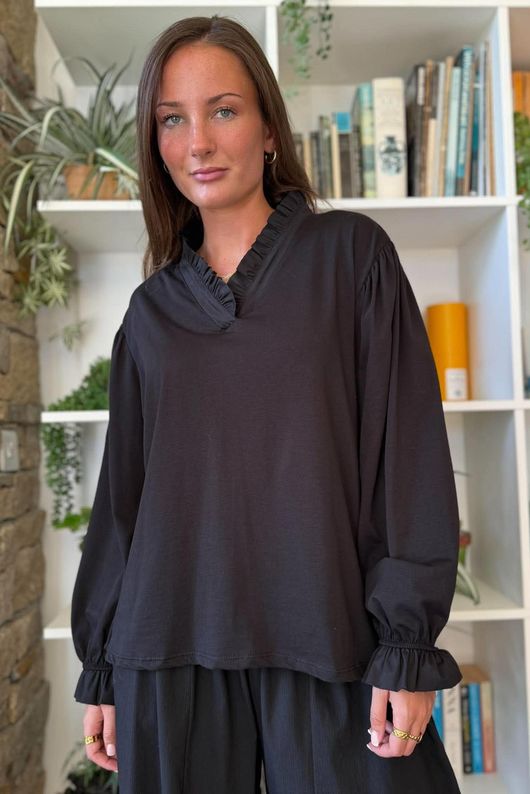 Body Stretch Cotton Ruffle Layer Shirt Black